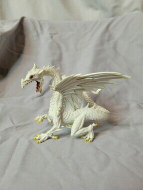 Fantasy Dragon Figurine White Glow In The Dark Dragon